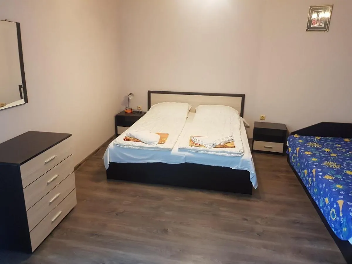 Budget Holiday Apartments First Sea Line Coast Pomorie