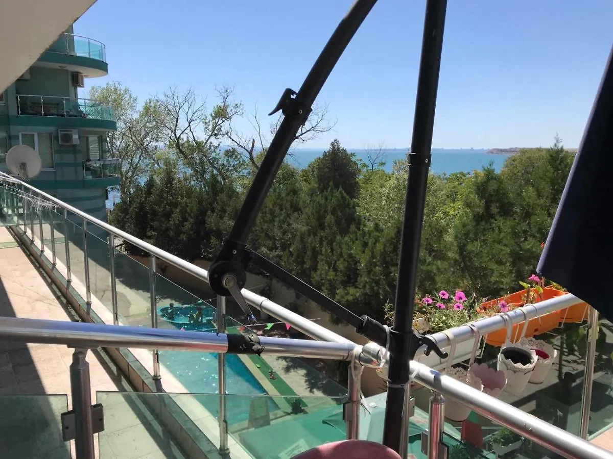 Budget Holiday Apartments First Sea Line Coast Pomorie